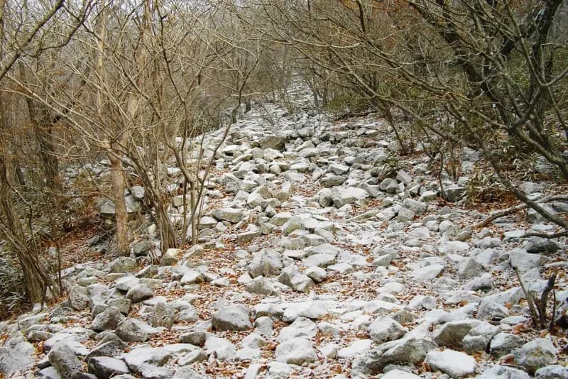 Gayasan Hiking Guide: Haeinsa and Tripitaka Koreana hiking trail in Korea