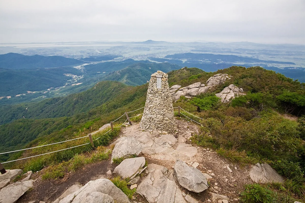 Gayasan Hongnyudong Valley red maple autumn stream reflection